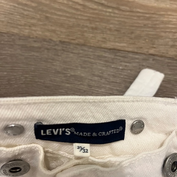 Levis White Button Down Pants - Picture 7 of 7